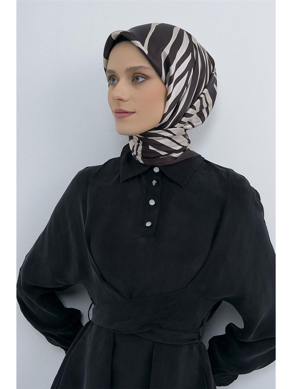 Kahverengi Saf İpek Twill Eşarp 9550D 33