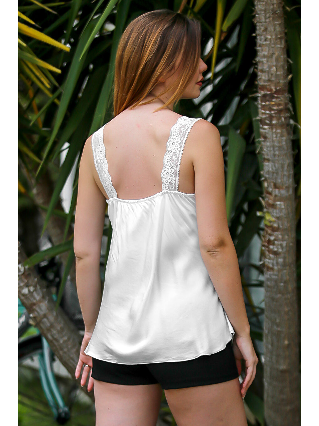 İtalyan Beyaz Dantel Yaka Kolsuz Dokuma Casual İpek Bluz-7