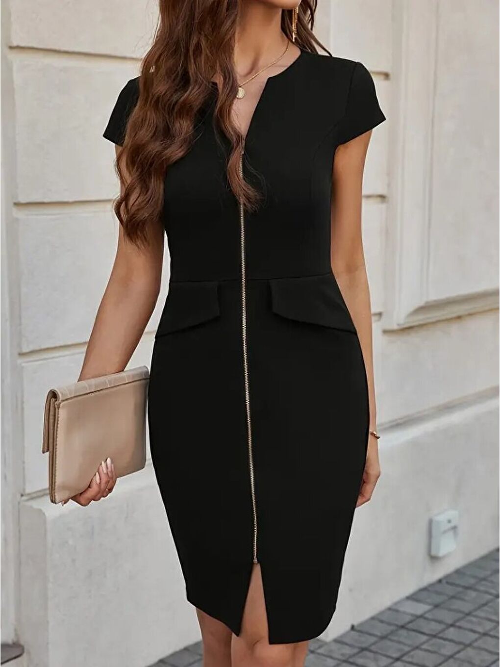 Siyah Kadın Kısa Kollu V Yakalı önden Fermuarlı Kısa Ithal Krep Elbise-2
