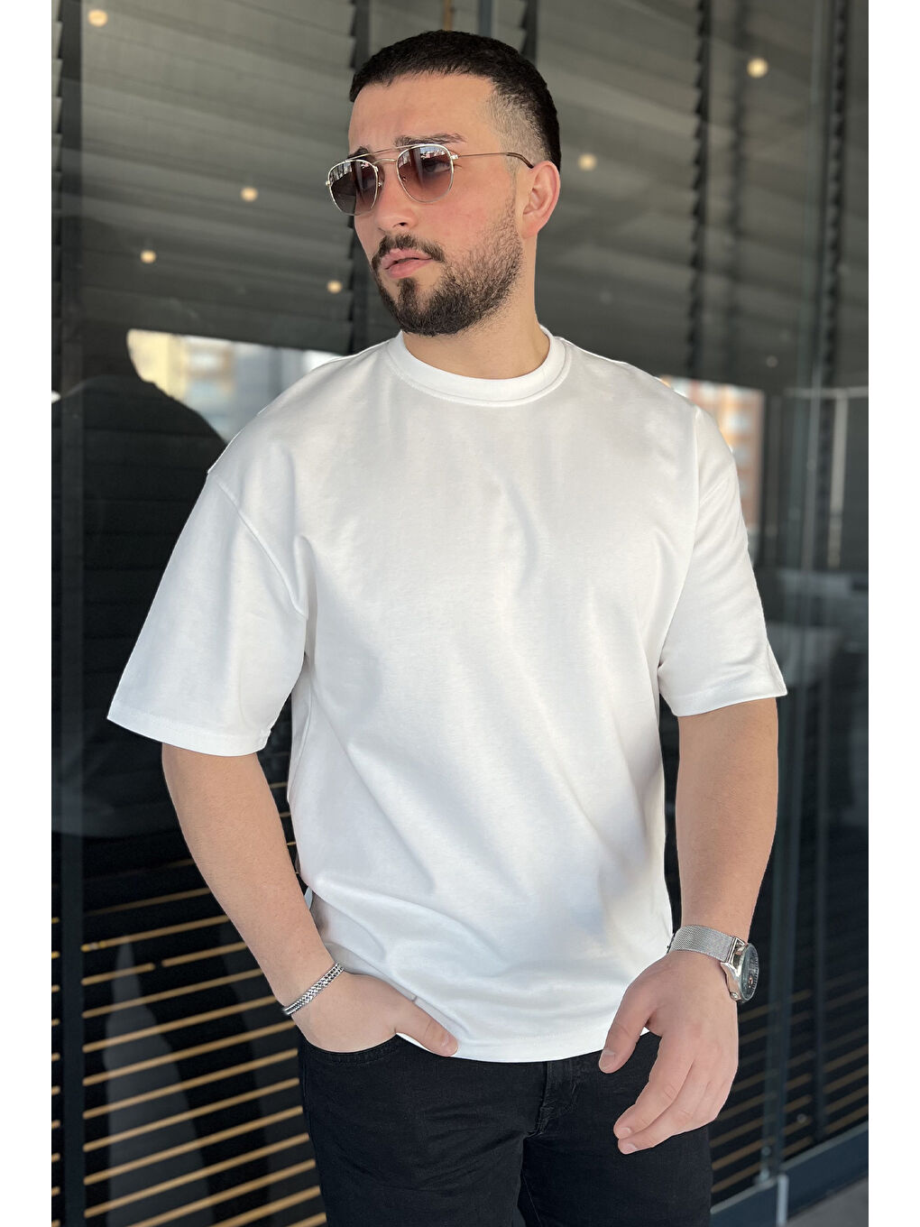 Beyaz Erkek Bisiklet Yaka Basic Oversize Tişört