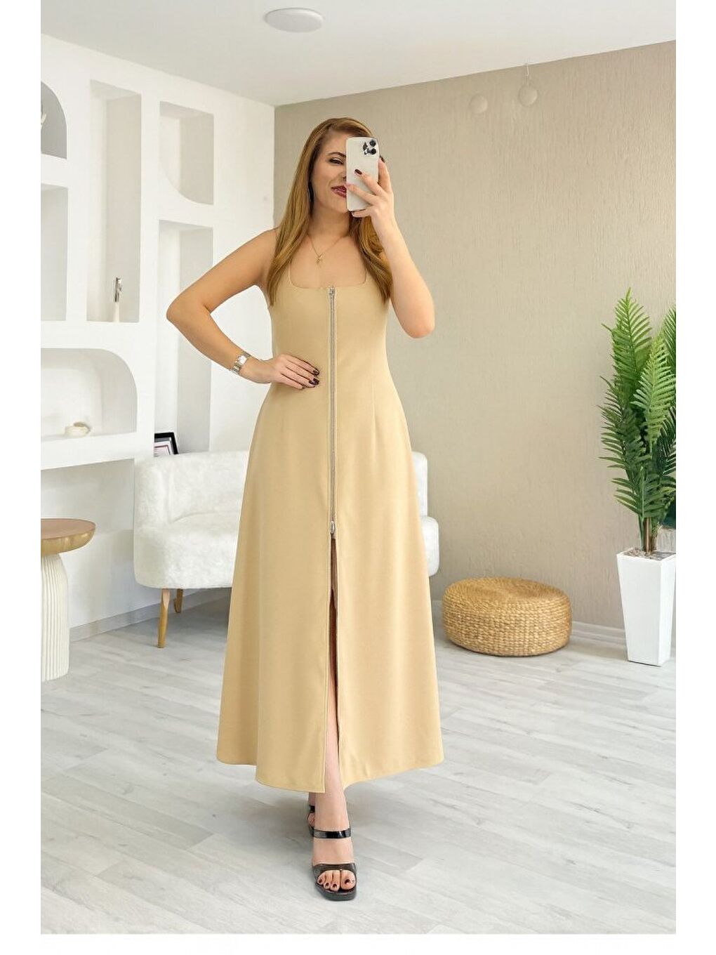 Bej Kadın Askılı Kare Yaka önden Fermuarlı Geniş Kesim Janjan Krep Elbise-2