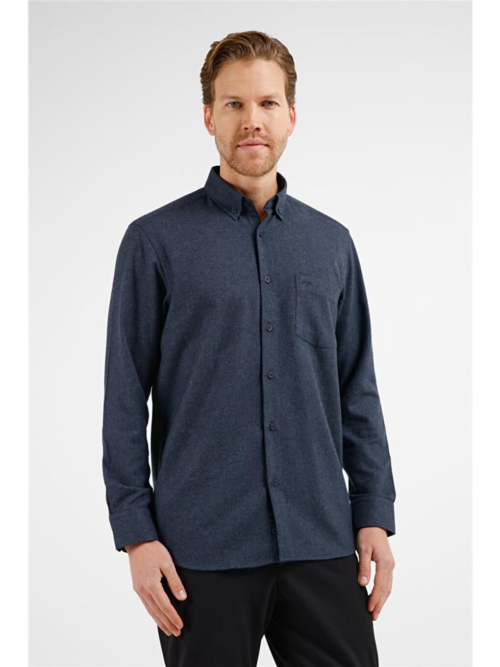 Lacivert Düğmeli Yaka Uzun Kol Cepli Comfort Fit Pamuklu Gömlek 1004255234