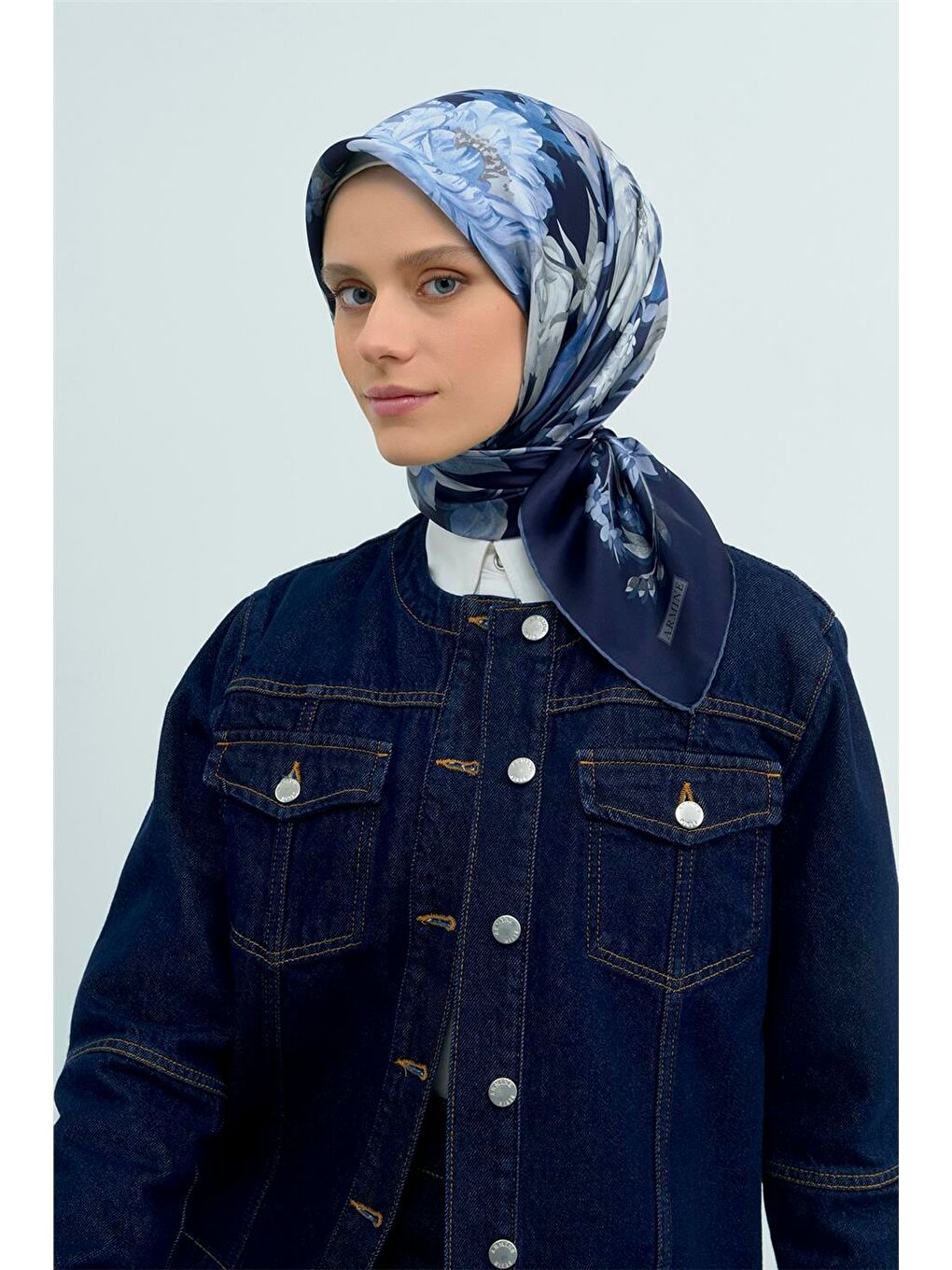 Lacivert Saf İpek Sura Eşarp 9516D 06-3