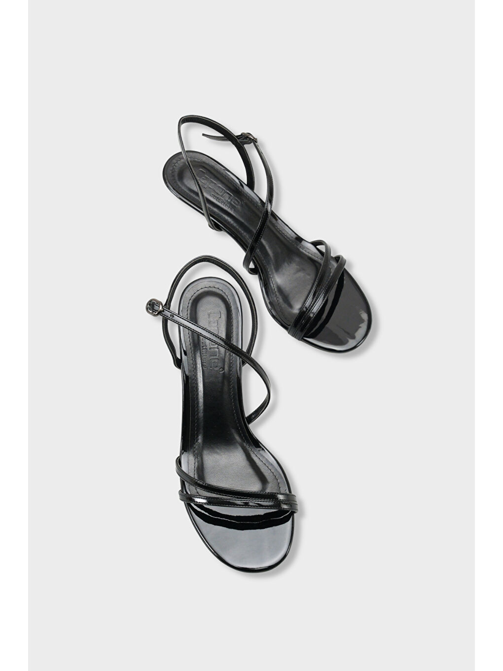 Siyah Vanna Yuvarlak Burunlu Bantlı Orta Topuklu Kadın Ayakkabı-5