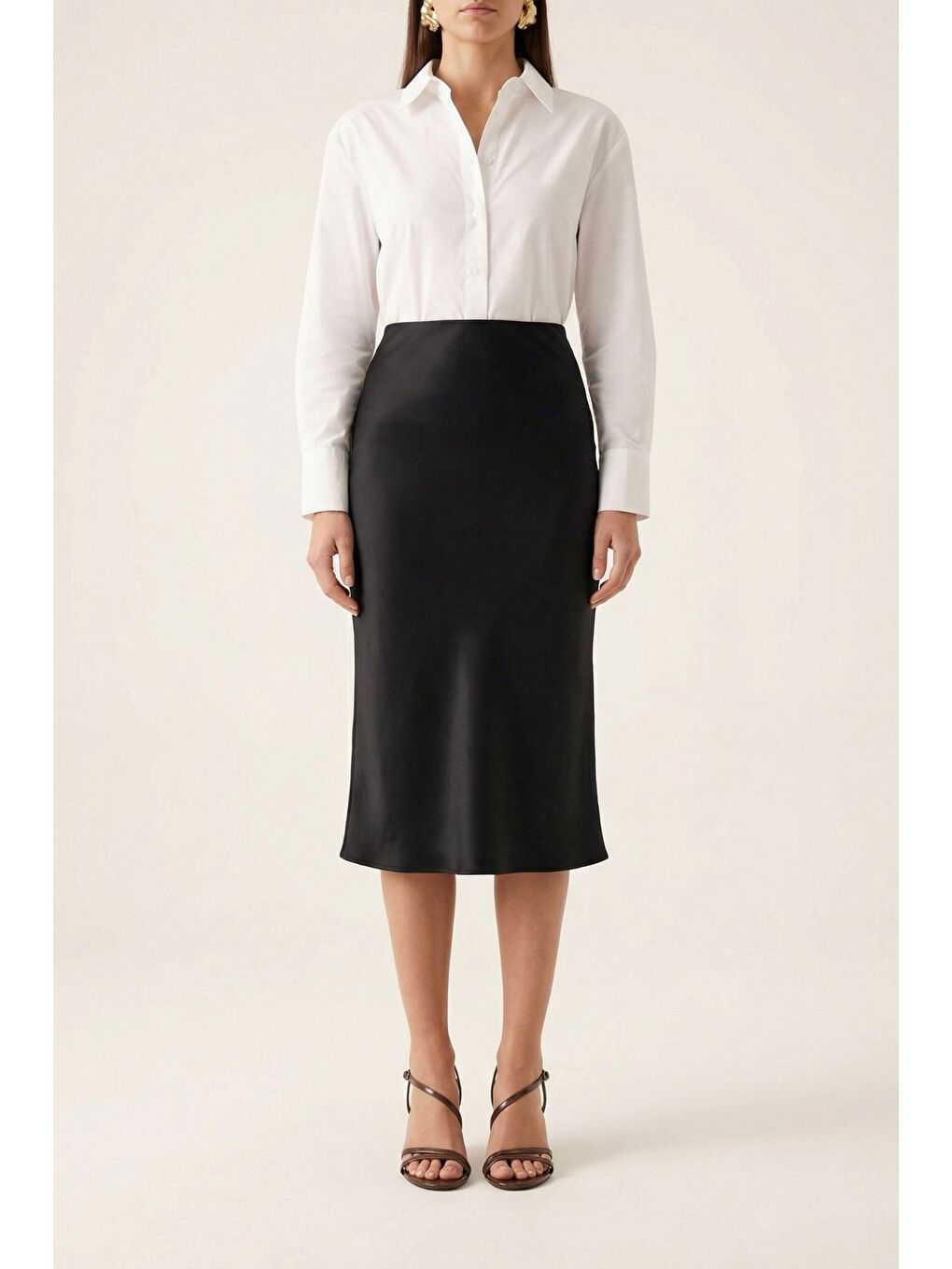 Kahverengi Corilla Yuvarlak Burunlu Orta Topuklu Bilekten Bantlı Kadın Ayakkabı-7