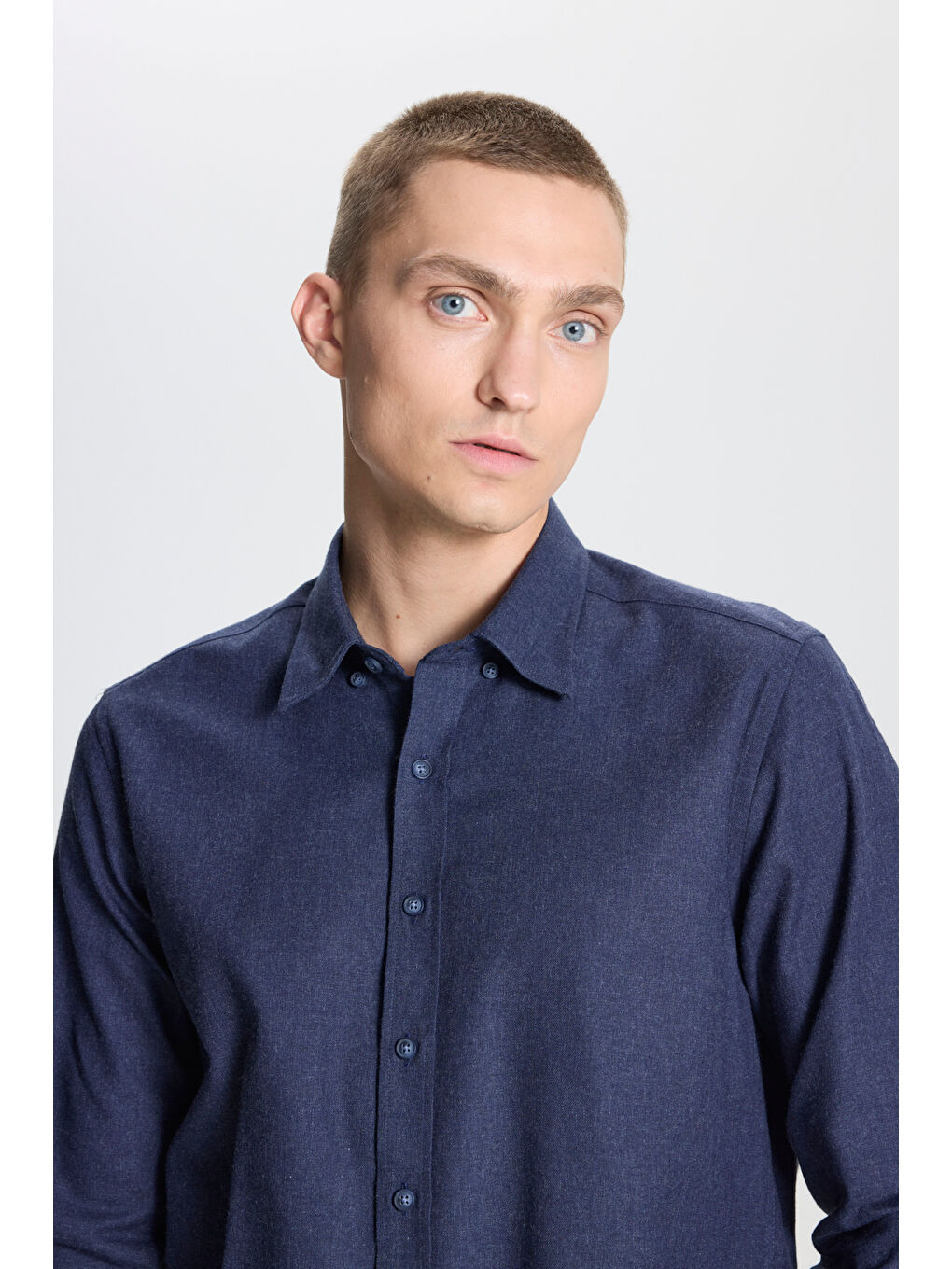 Erkek Lacivert Recycle Slim Fit Dar Kesim Gizli Düğmeli Yaka Pamuklu Flanel Oduncu Gömlek-3
