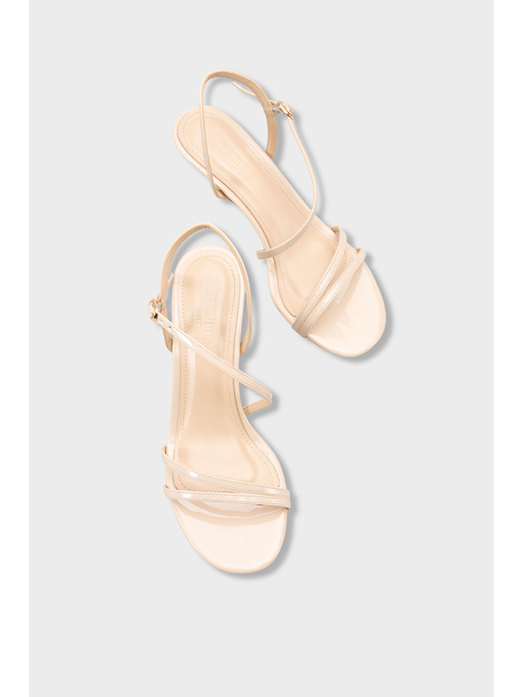 Ekru Vanna Yuvarlak Burunlu Bantlı Orta Topuklu Kadın Ayakkabı-5