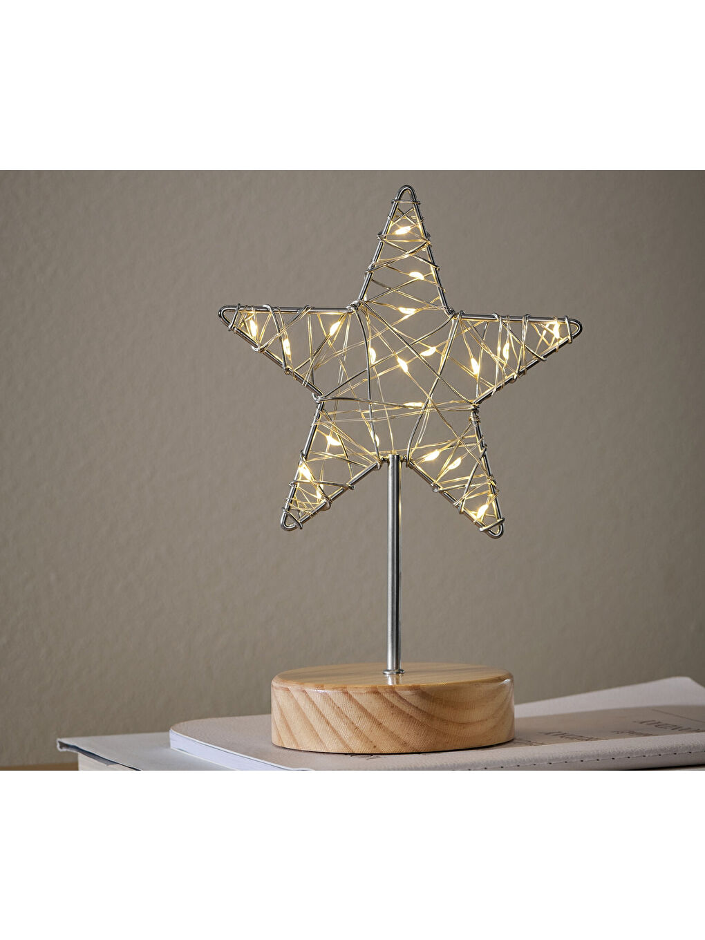 Gri LED’li Dekoratif Figür, Ahşap Ayaklı