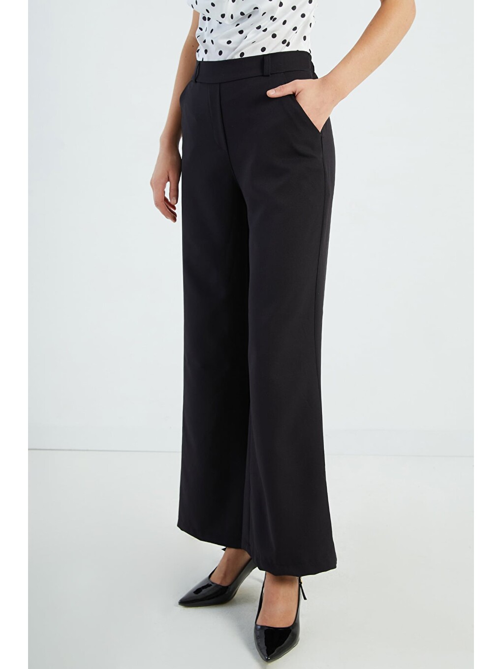 Siyah Beli Lastikli Palazzo Kumaş Pantolon-4