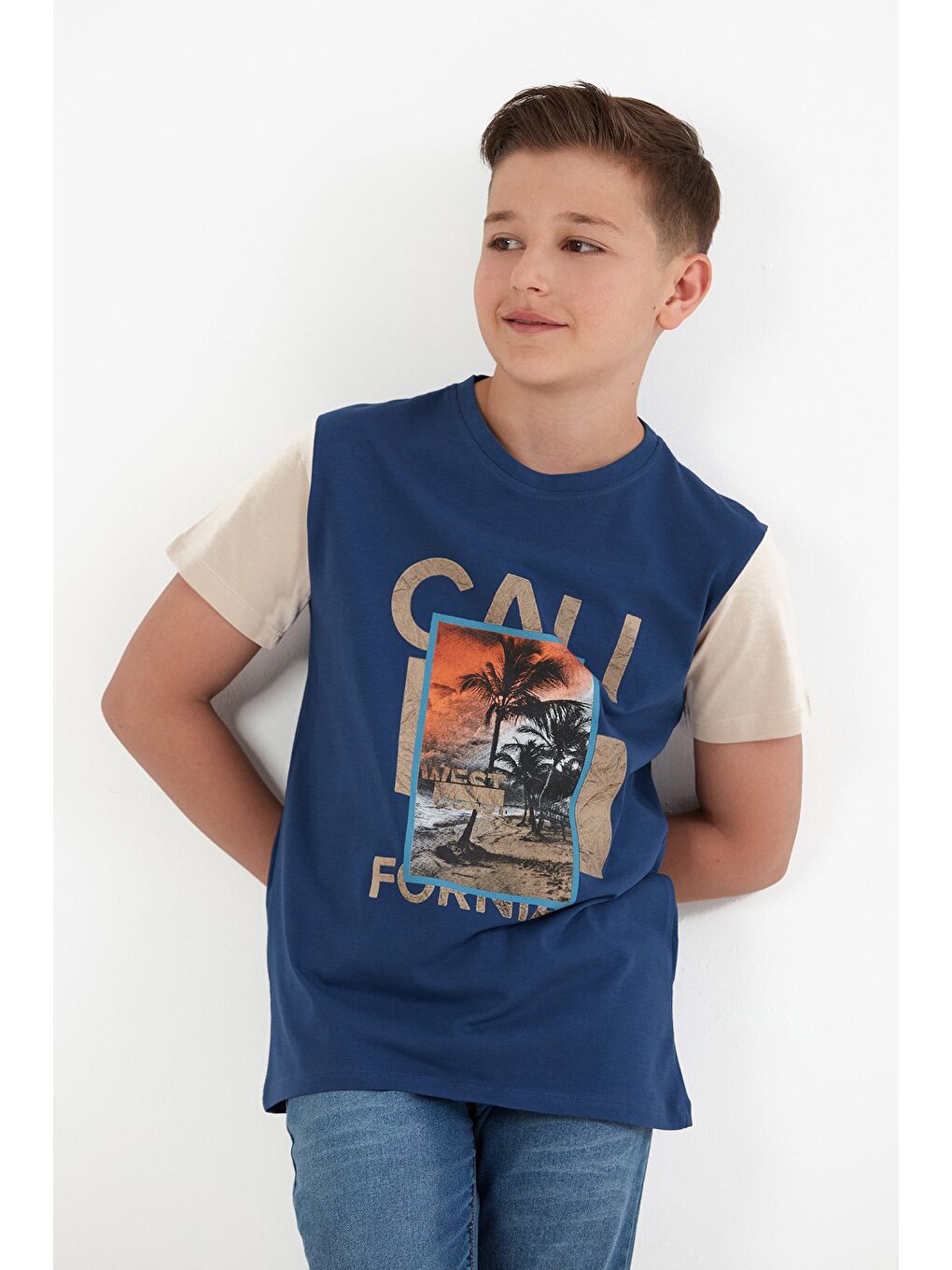 İndigo %100 Pamuk Palmiye Baskılı Erkek Çocuk Tişört