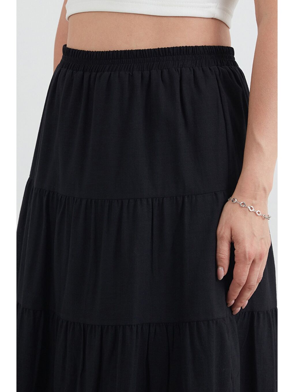 Siyah Beli Lastikli Fırfırlı Keten Etek-4