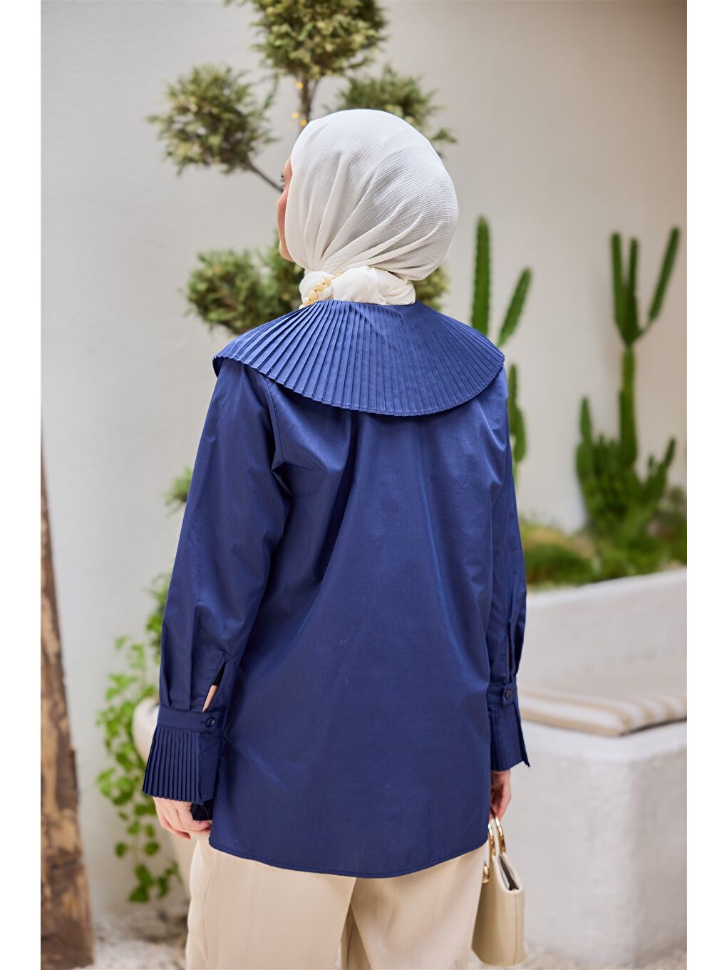 Kadın Gömlek Ve Kol Pilise Detaylı Gömlek Lacivert-4