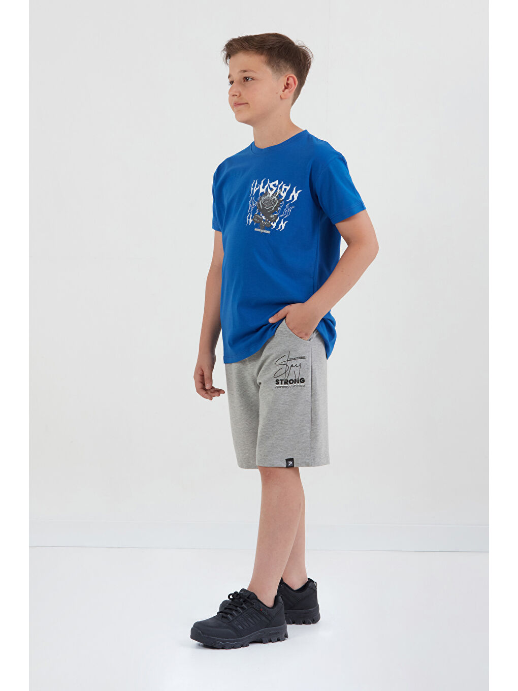 Mavi %100 Pamuk Gül Baskılı Erkek Çocuk Tişört-1