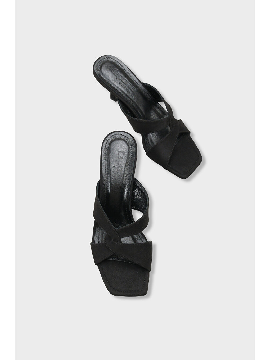 Siyah Sissy Hakiki Deri Astarlı Küt Burunlu Çapraz Bantlı Orta Topuklu Kadın Terlik-5