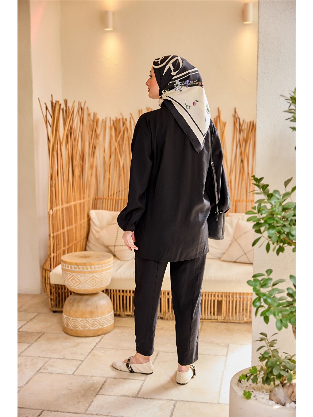 Kadın Cebi Taş Detaylı Takım Siyah-1
