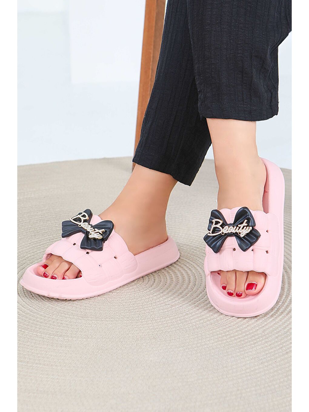 Pembe Kadın Pudra Tokalı Terlik - 27564