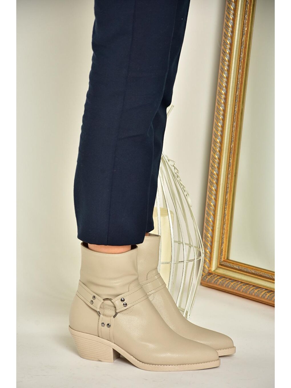 T4044006 Bej Kadın Bot-2
