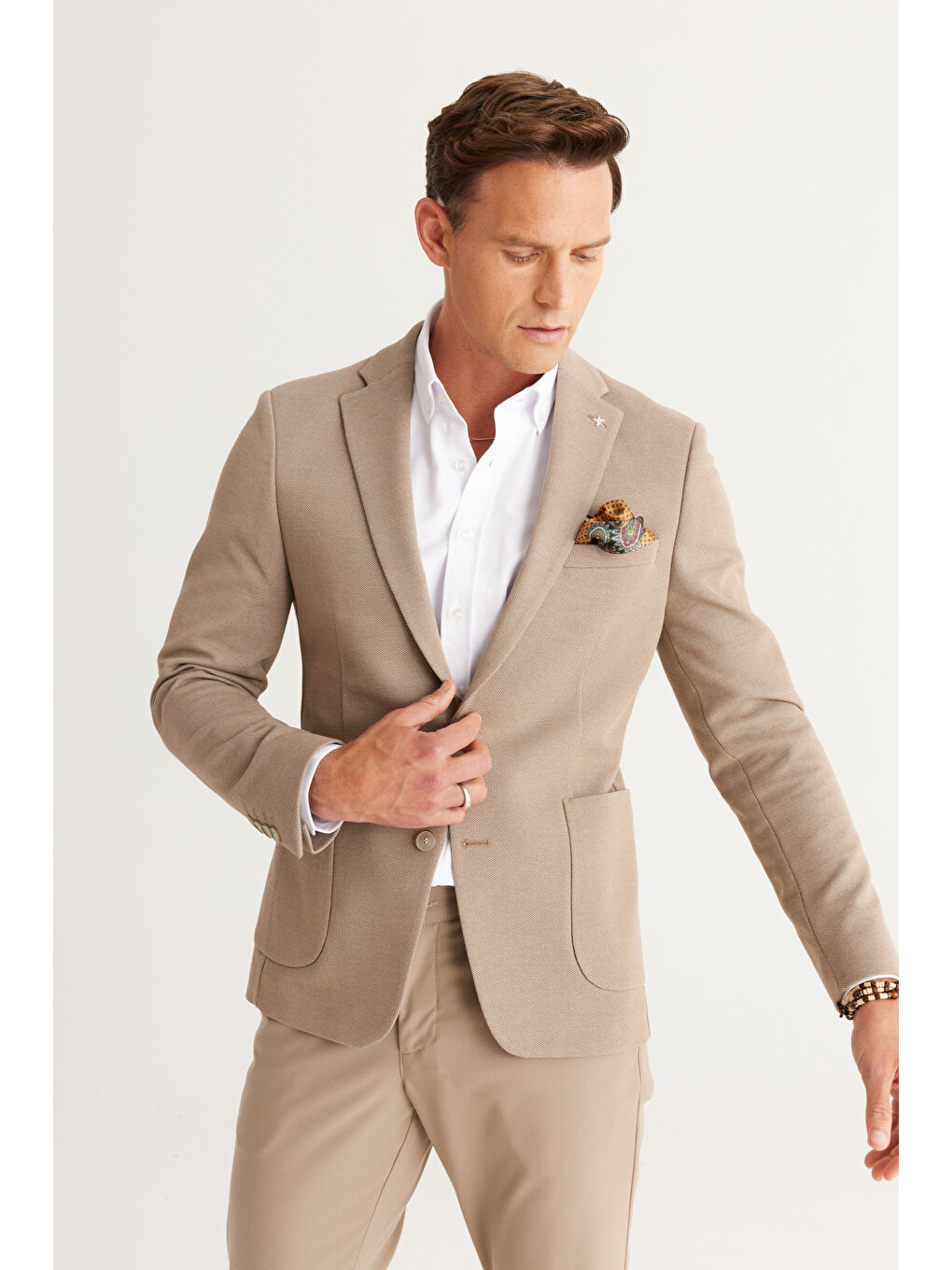 Erkek Bej Slim Fit Dar Kesim Mono Yaka Pamuklu Örme Ceket-1