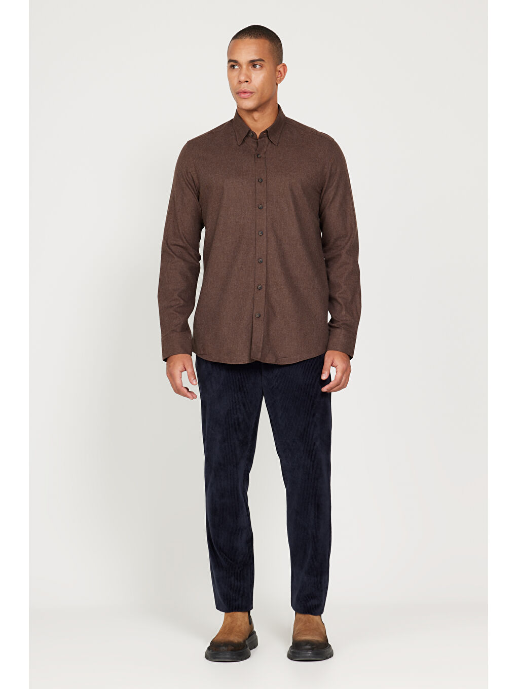 Erkek Kahverengi Recycle Slim Fit Dar Kesim Gizli Düğmeli Yaka Pamuklu Flanel Oduncu Gömlek-1
