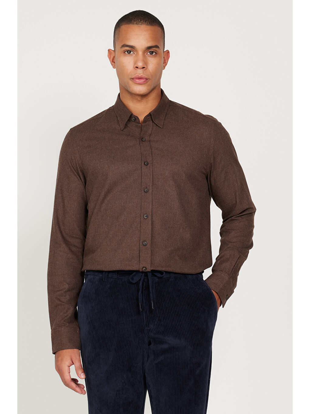 Erkek Kahverengi Recycle Slim Fit Dar Kesim Gizli Düğmeli Yaka Pamuklu Flanel Oduncu Gömlek-3