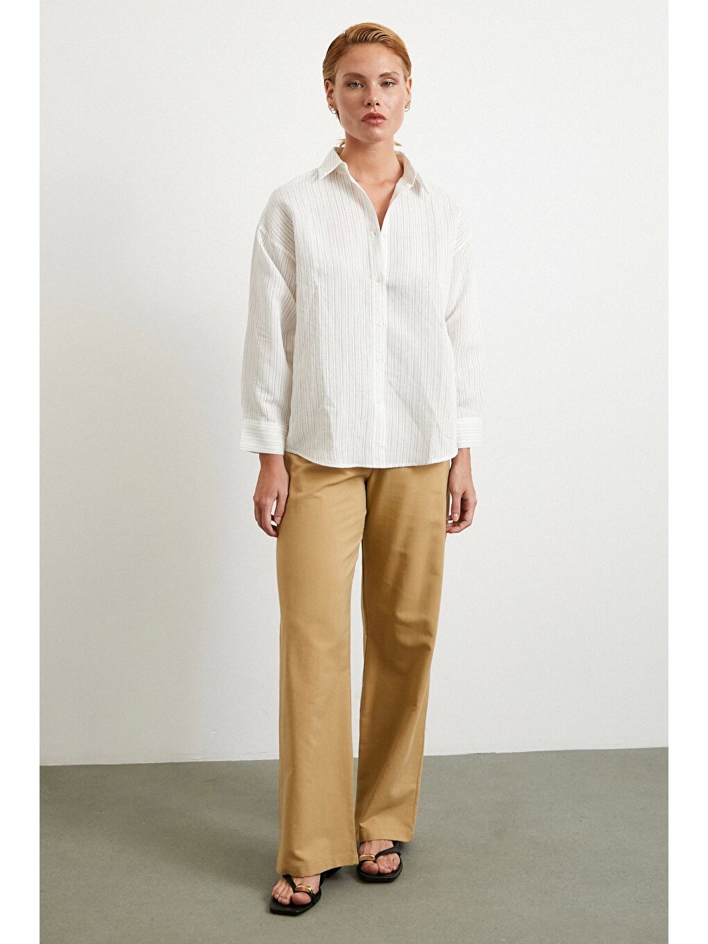 Bej Simetrik Çizgili Gömlek Taş-1