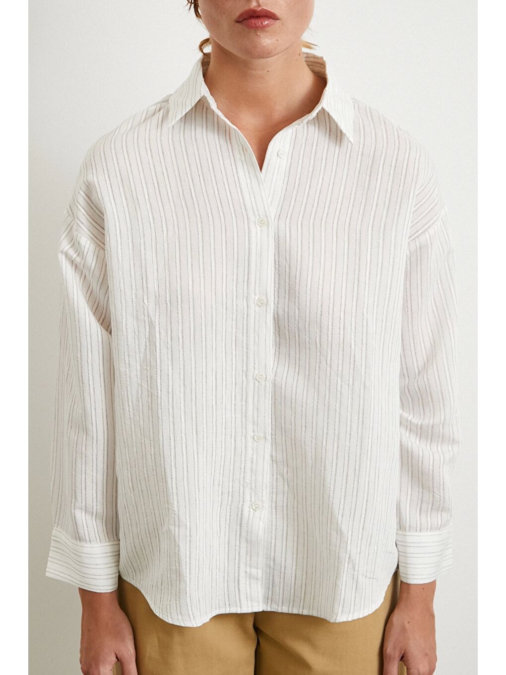 Bej Simetrik Çizgili Gömlek Taş-3