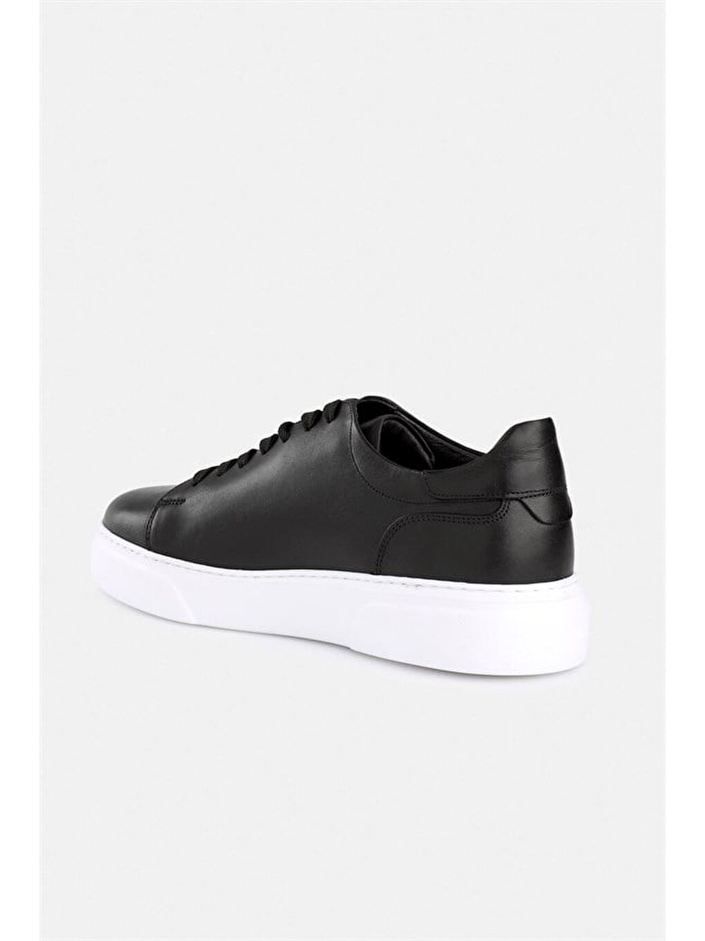 Siyah Gerçek Deri Bağcıklı Spor Ayakkabı-3