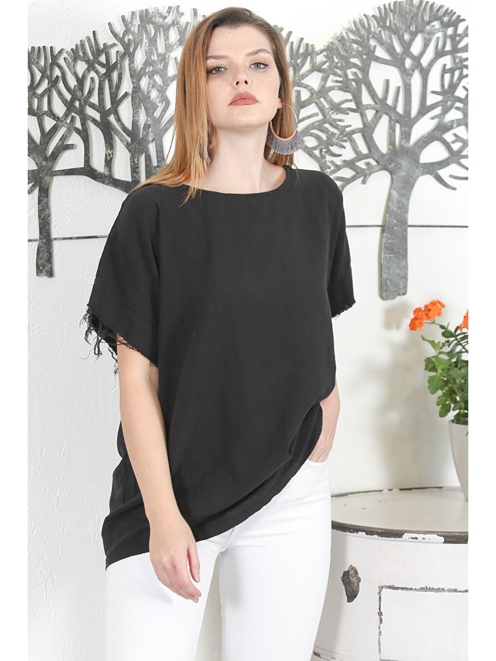 İtalyan Siyah Havuz Yaka Düşük Kol Yıkamalı Örme Casual Bluz-2