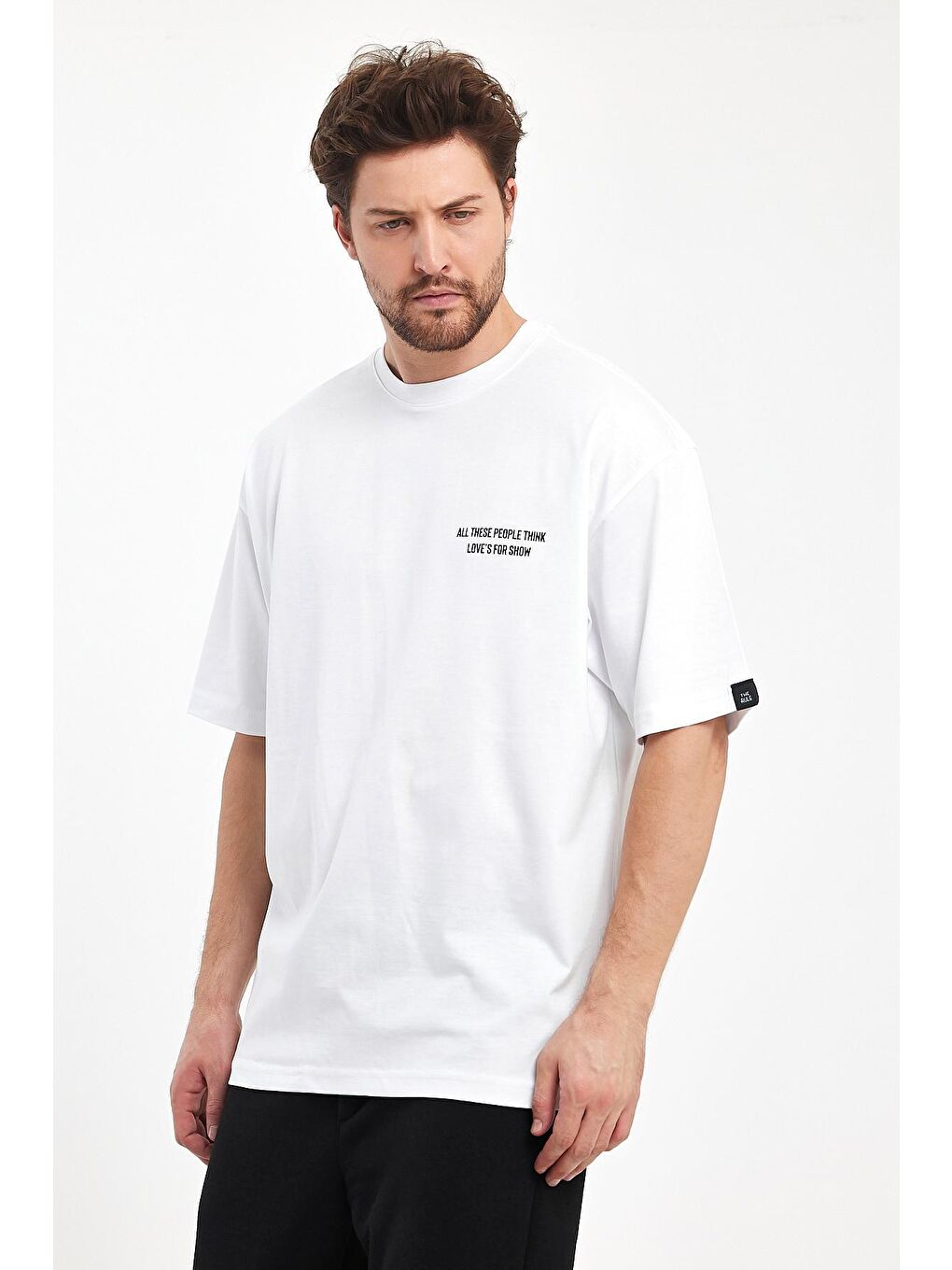 Beyaz Oversize Fit Bisiklet Yaka %100 Pamuk Love's For Show Baskılı Erkek T-Shirt RF0397-1