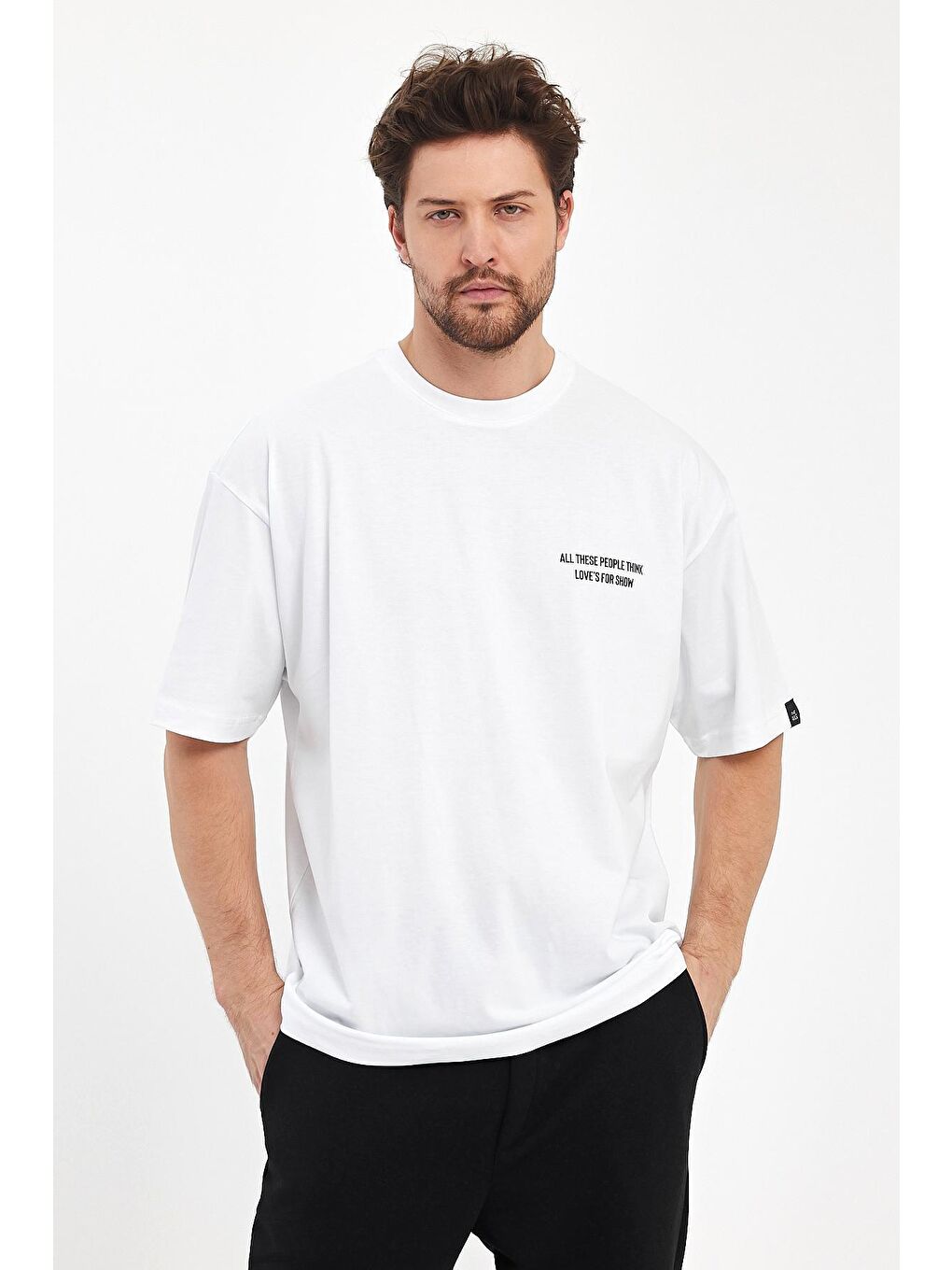 Beyaz Oversize Fit Bisiklet Yaka %100 Pamuk Love's For Show Baskılı Erkek T-Shirt RF0397-3