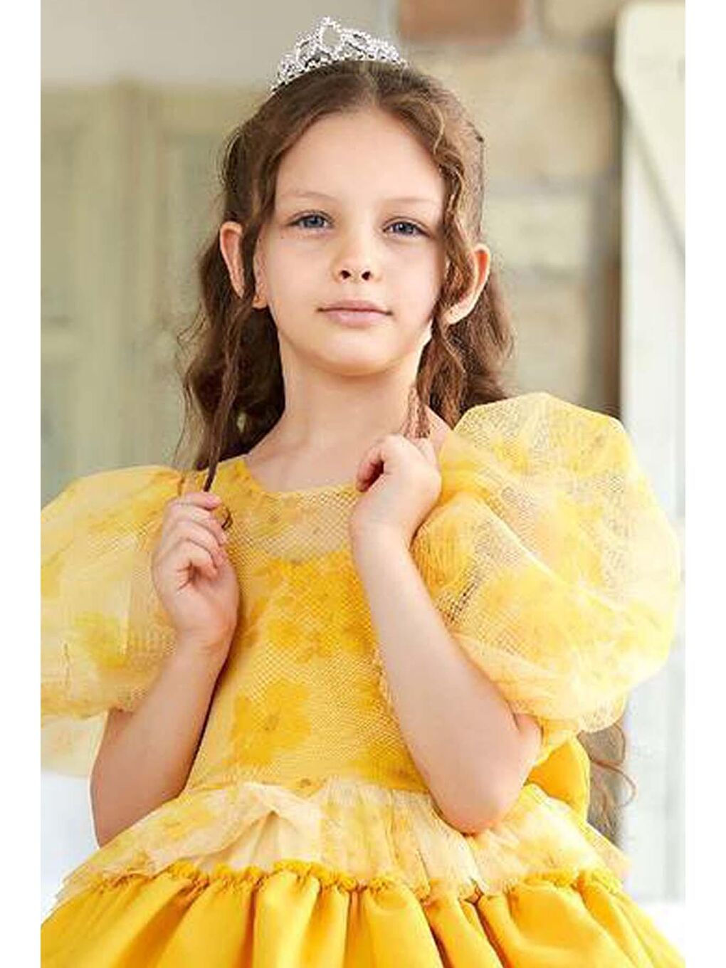 Kız Çocuk Çiçek Detaylı Katkat Fırfırlı Sarı Abiye-1