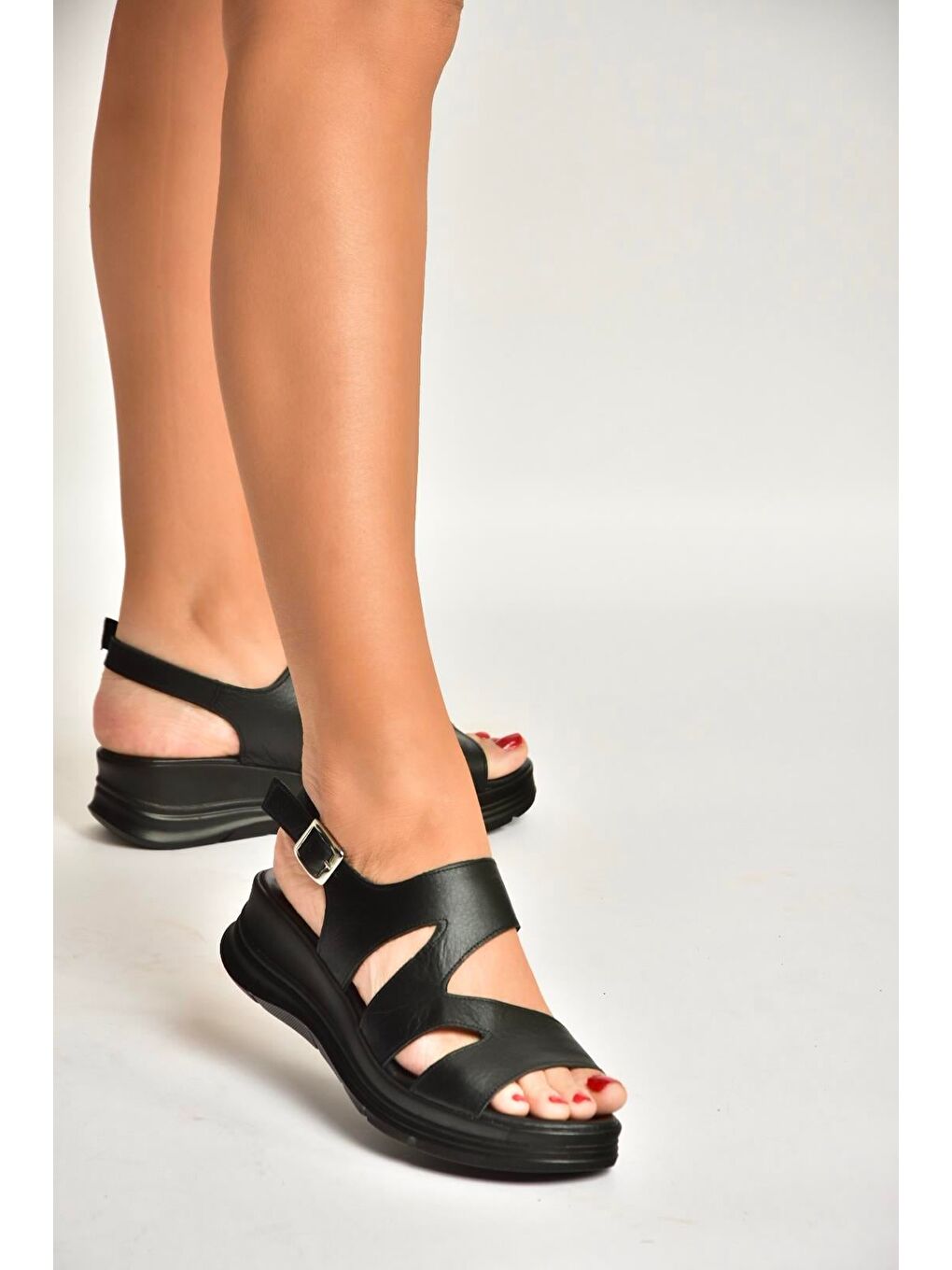 Siyah Kadın Sandalet Y555210403-2