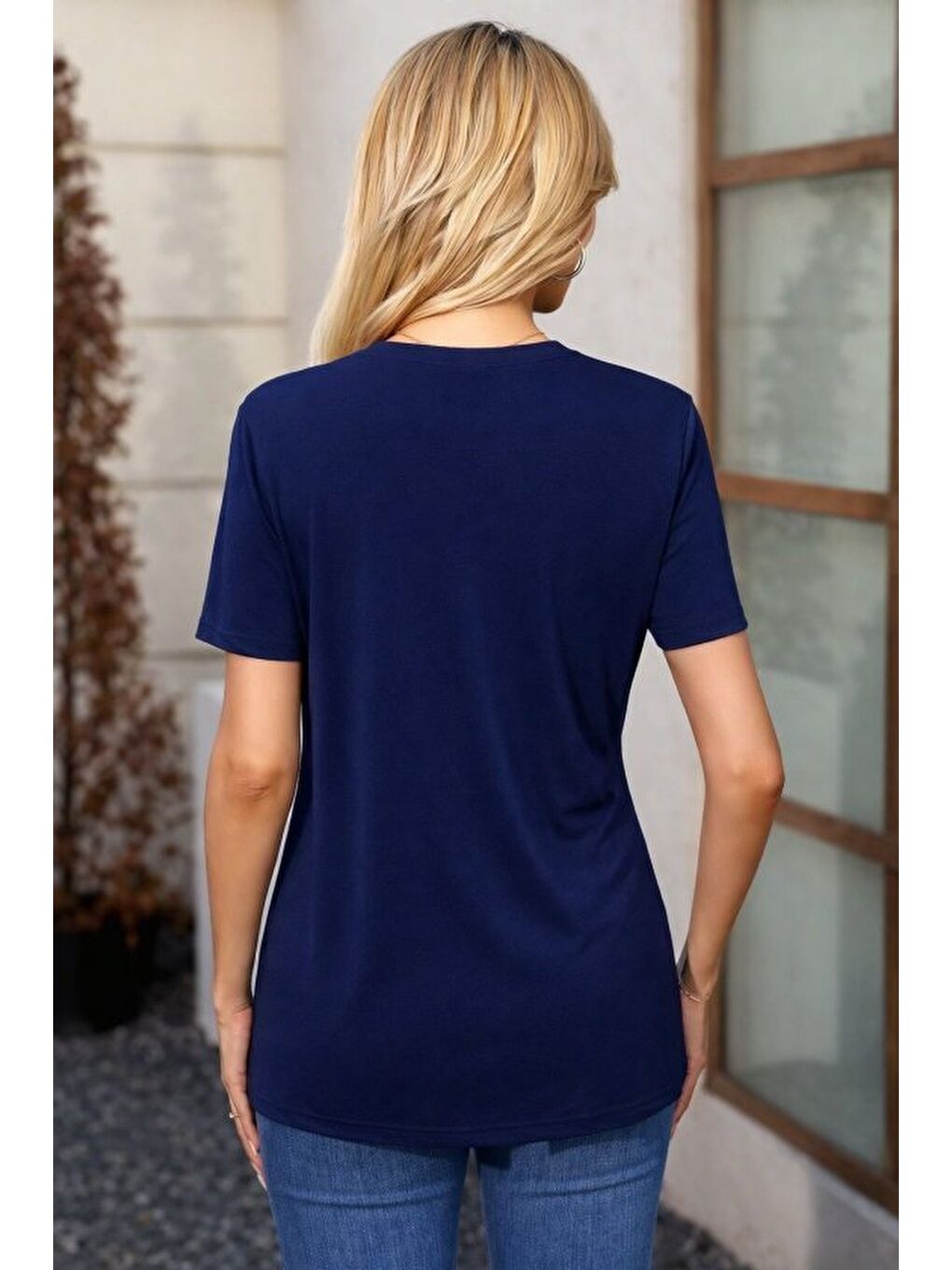 Lacivert Kadın Kısa Kollu V Yakalı önü Düğmeli Viskon Bluz-1