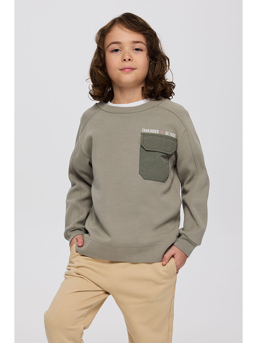 Erkek Çocuk Yuvarlak Yaka Cepli Baskılı Parça Detaylı Antrasit Sweatshirt-1