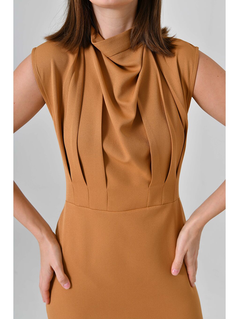 Kahverengi Kamel Hakim Yaka Elbise-3