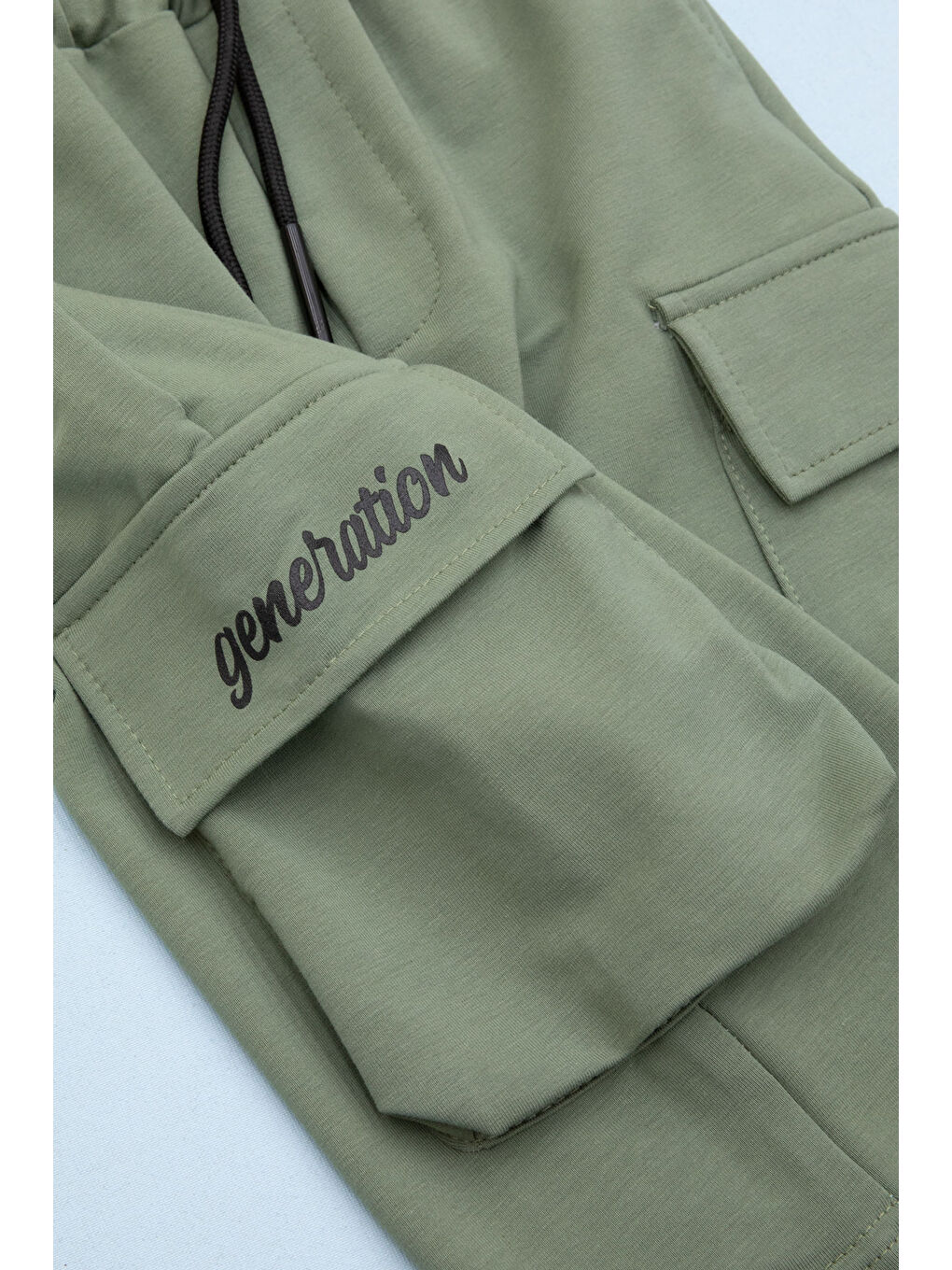 Yeşil Cebi Yazı Baskılı Beli Lastikli Erkek Çocuk Şort 21161-3