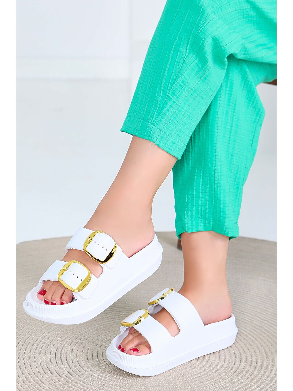 Kadın Beyaz Çift Kemerli Terlik - 27565-1