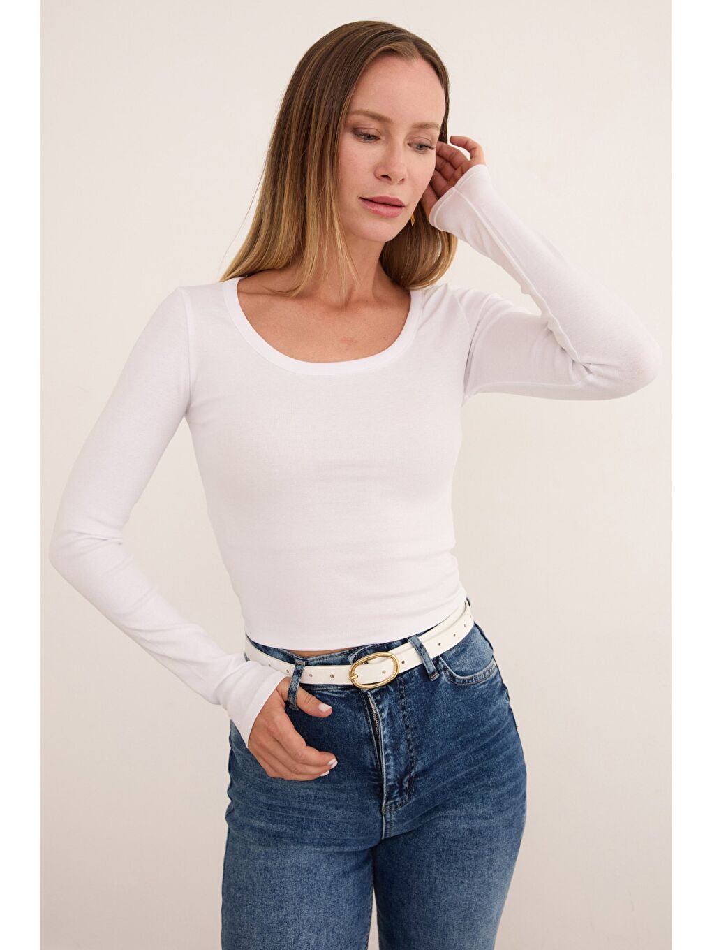 Beyaz Basic U Yaka Modal Bluz