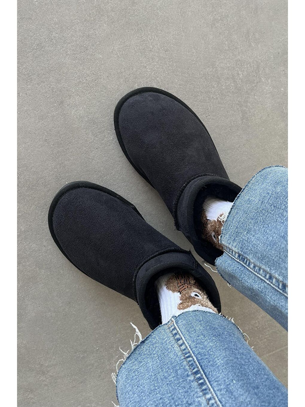 Asia Kadın İçi Tüylü Kalın Taban Süet Yarım Bot Siyah-1