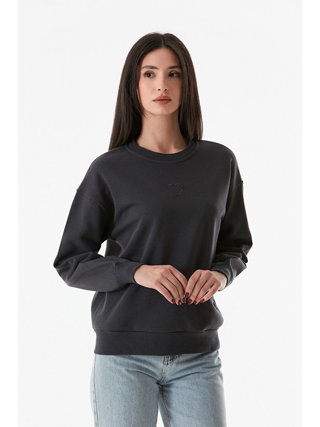 Fullamoda Antrasit 3 İplik Kalp Nakışlı Bisiklet Yaka Sweatshirt - 4