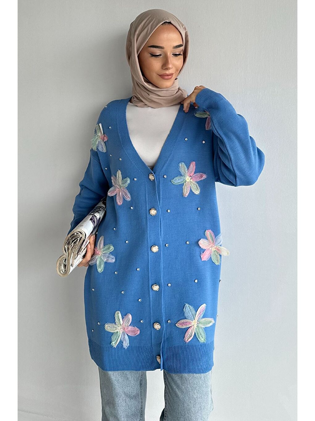İndigo Taş Detaylı Çiçek İşlemeli Tesettür Triko Hırka-2