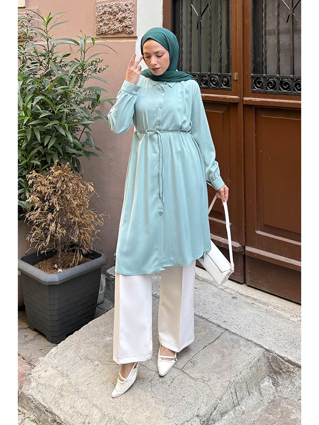 Bağlama Detaylı Uzun Tesettür Tunik Mint Yeşili