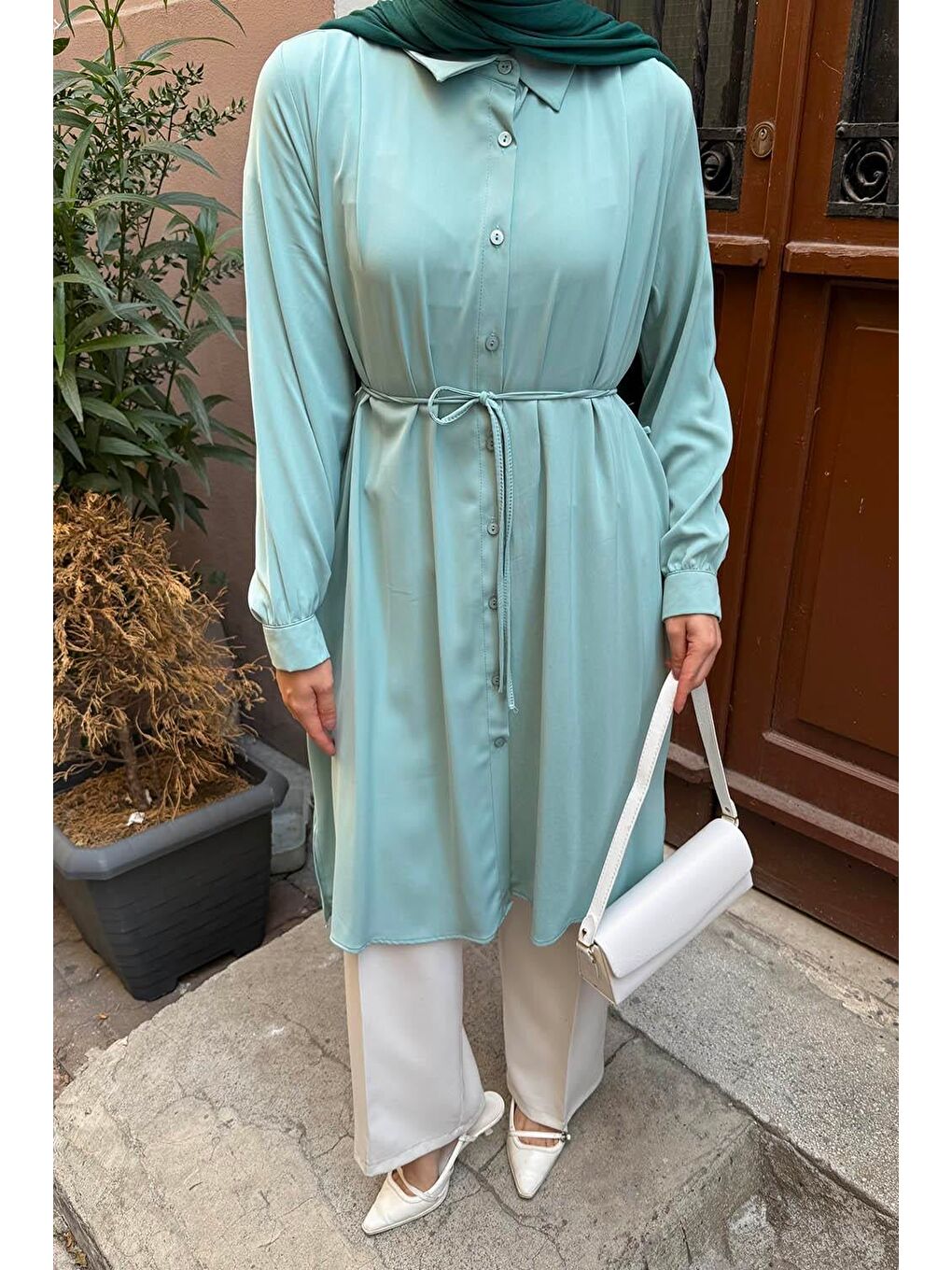 Bağlama Detaylı Uzun Tesettür Tunik Mint Yeşili-2
