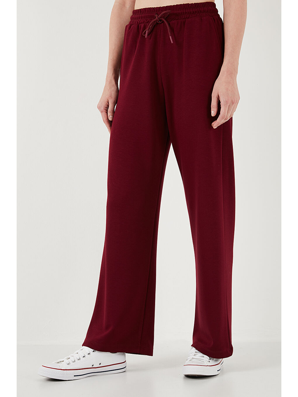 LC WAIKIKI Bordo Streç Bol Paça Regular Fit Kadın Eşofman Altı 5865881 - 2