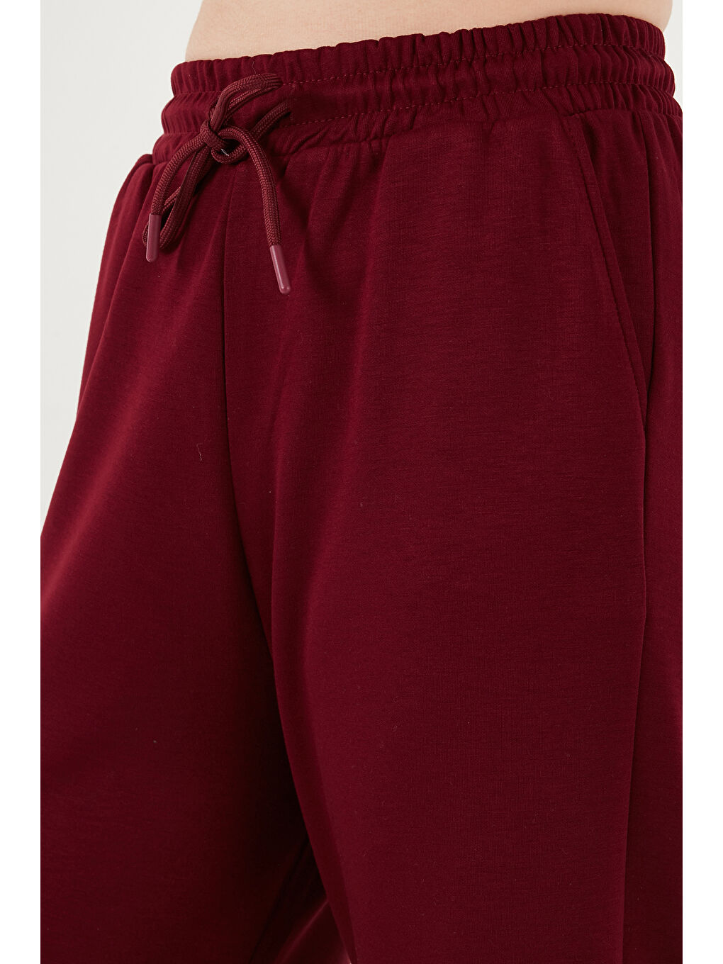 LC WAIKIKI Bordo Streç Bol Paça Regular Fit Kadın Eşofman Altı 5865881 - 5