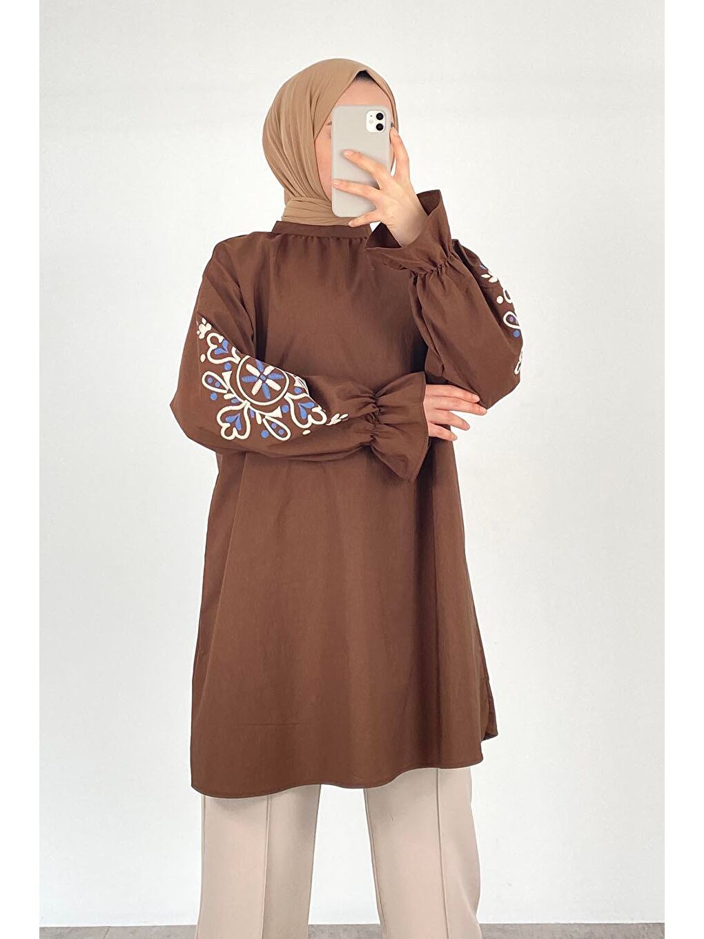 Kol Nakışlı Tunik Acı Kahverengi-1