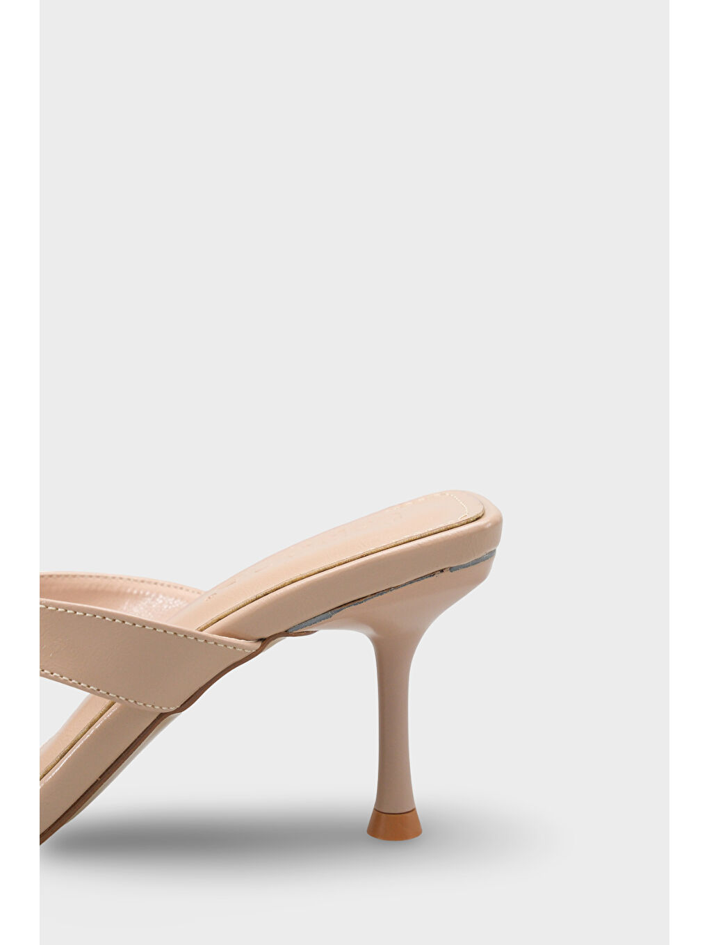 Bej Laura Kadın Parmak Arası Terlik-2