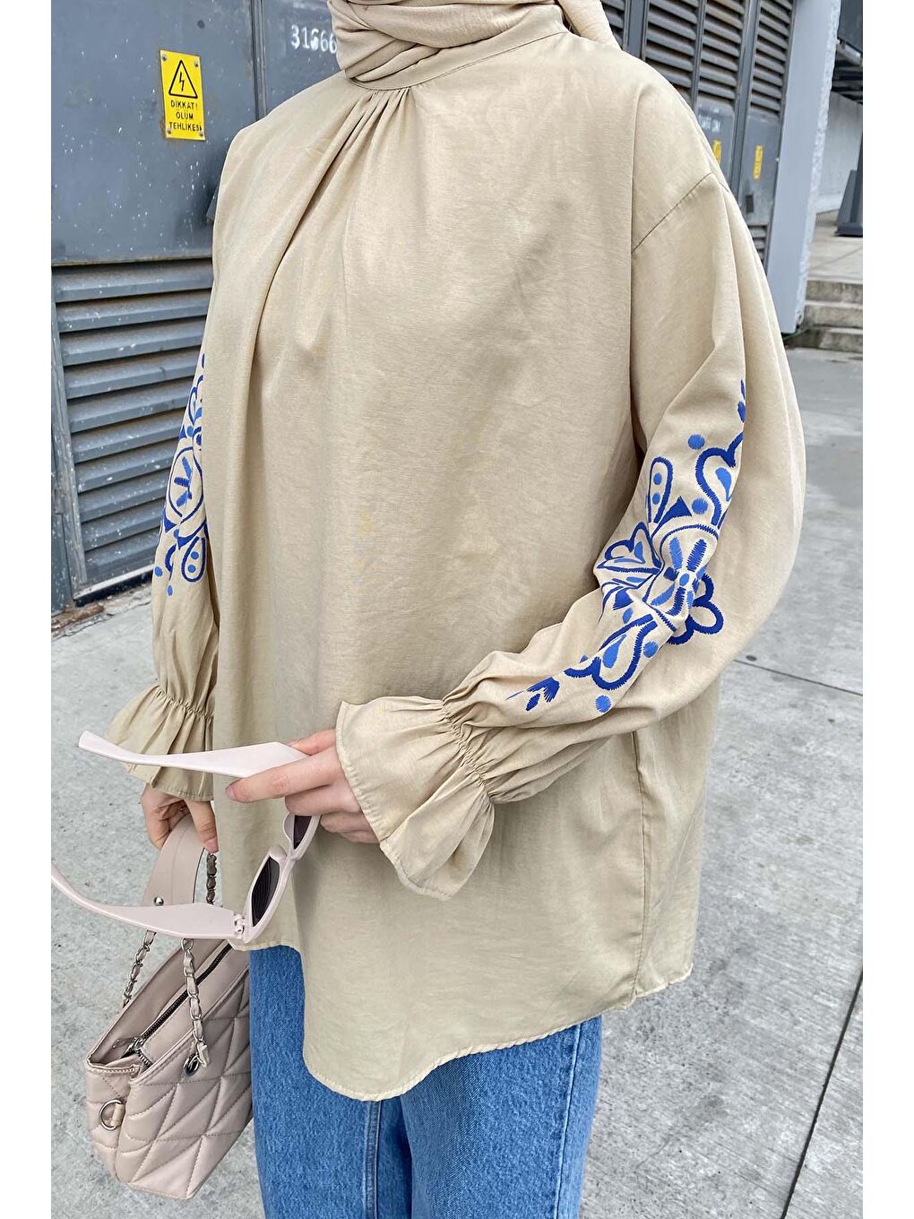 Kol Nakışlı Tunik Bej-3