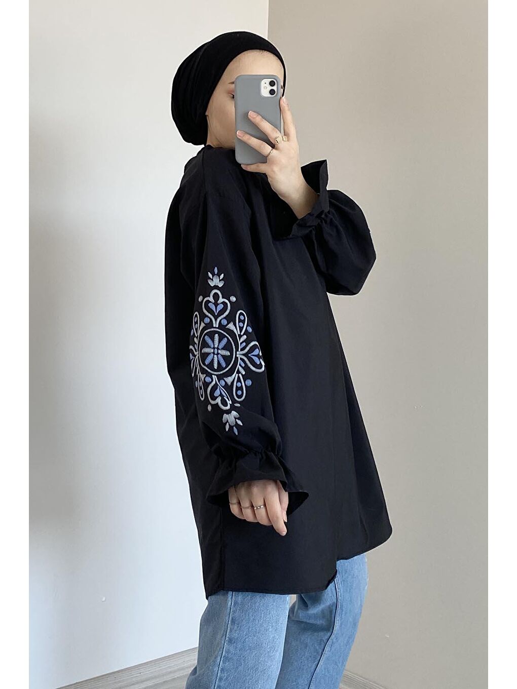 Kol Nakışlı Tunik Siyah-2