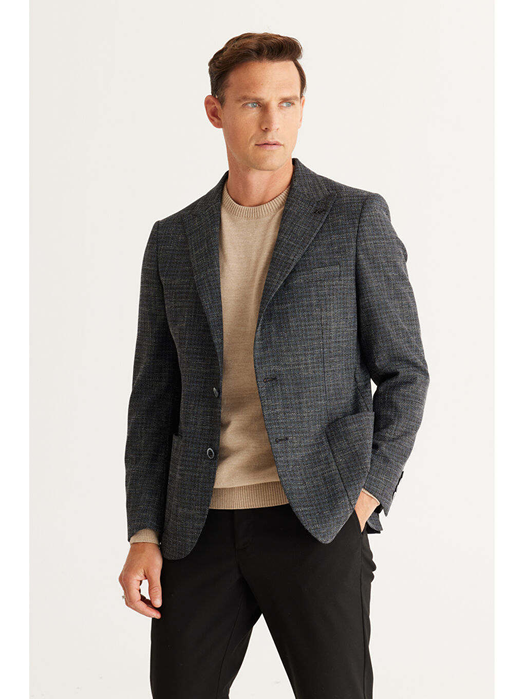 Erkek Siyah Slim Fit Dar Kesim Kırlangıç Yaka Pamuklu Flamlı Ceket